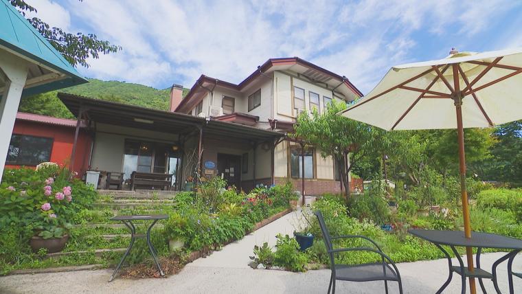 【岡山】山腹にある紅茶農園が営む紅茶専門店。絶景を眺めながらアフタヌーンティーで贅沢なひと時を