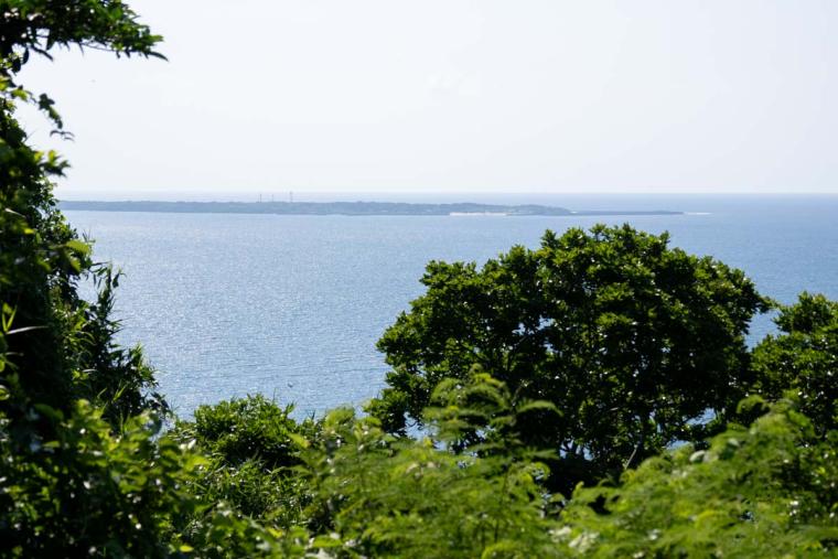 沖縄を代表する聖地「斎場御嶽（せーふぁうたき）」とは？ツアーで知る歴史と文化（南城市）