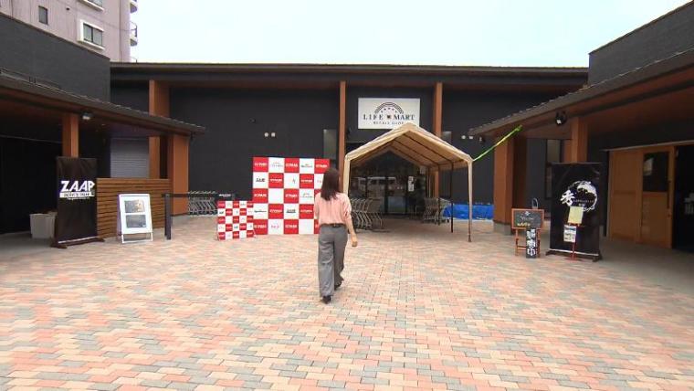 【静岡県伊豆の国市・エスパーク】New オープン 4 店舗 極上ポーク・イタリアン・スイ ーツに足湯もある!