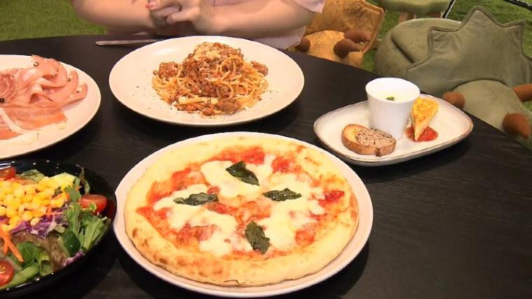 【静岡県伊豆の国市・エスパーク】New オープン 4 店舗 極上ポーク・イタリアン・スイーツに足湯もある!