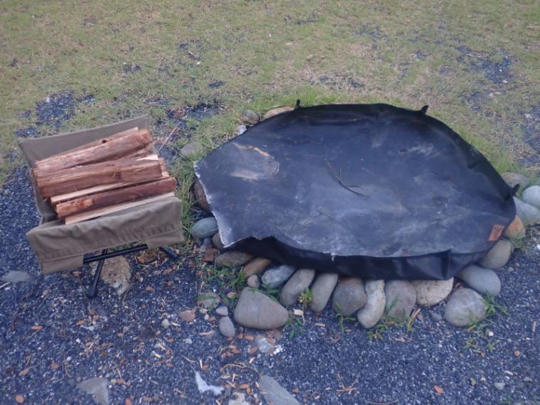 【静岡県西伊豆町・シーサイドベース安良里】漁港の手ぶらキャンプ場 テントも BBQ も持ち物ナシ!