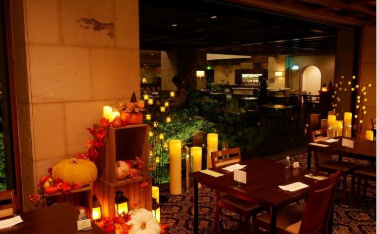 「秋の夜長のハロウィーンテラス in 箱根」で大人の癒しステイを