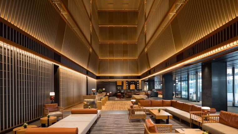 「ヒルトン京都」ロビー