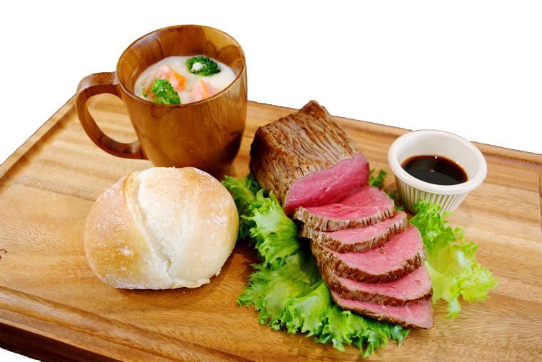 「ネスタリゾート神戸」ウォール・マリア奪還前夜の食事