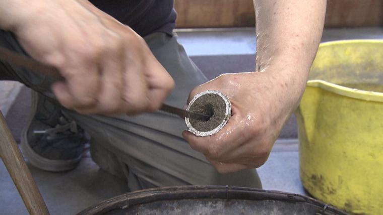 ものづくりのまち・高岡市金屋町で鋳物体験！創業100年超の工房で作るやさしい音色の風鈴