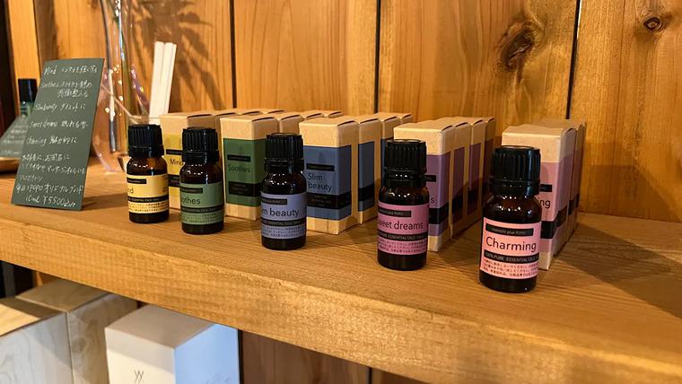 ハイセンスなお花屋さんとジェラートやハーブティに癒されるカフェ【毎日+popo】植物療法士のいる“花屋カフェ”