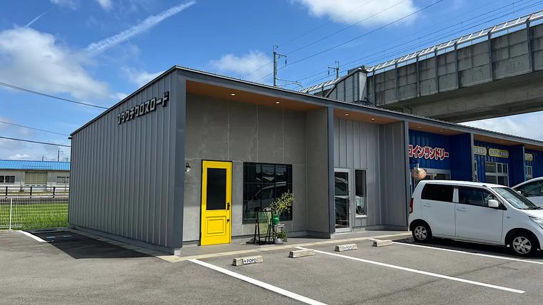 ハイセンスなお花屋さんとジェラートやハーブティに癒されるカフェ【毎日+popo】植物療法士のいる“花屋カフェ”