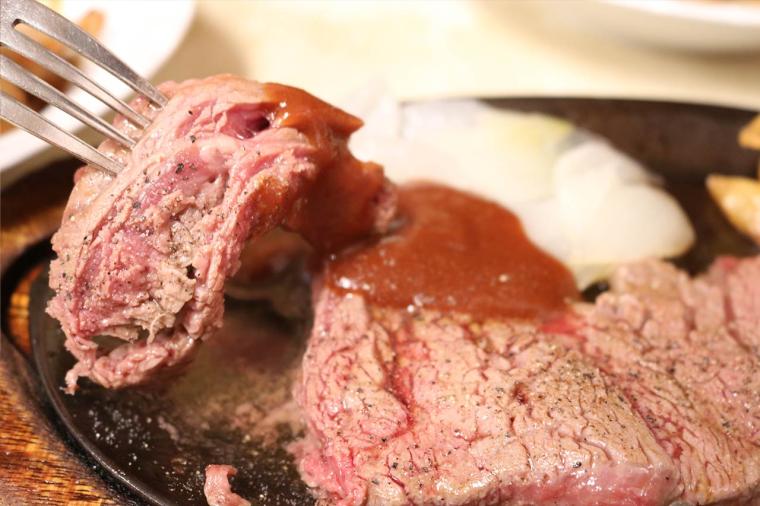 【沖縄】沖縄で一番のステーキ店！？『ジャッキーステーキハウス』の人気と魅力を堪能できるオススメのグルメ（那覇市）