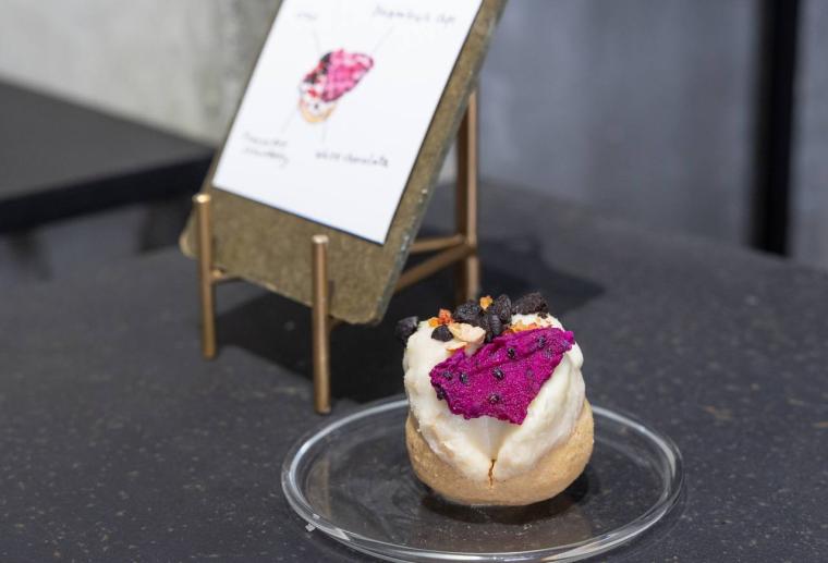 【沖縄】ひと口サイズのカラフルで可愛いサーターアンダギー『De:（デコロン）』（豊見城市）