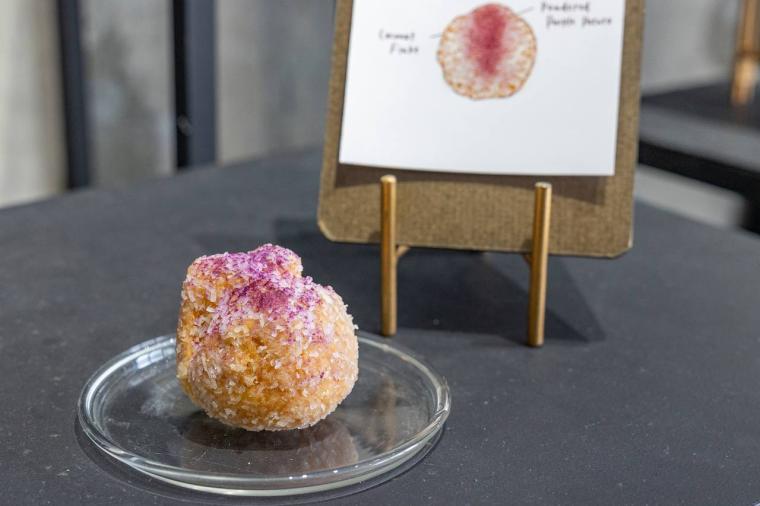 【沖縄】ひと口サイズのカラフルで可愛いサーターアンダギー『De:（デコロン）』（豊見城市）