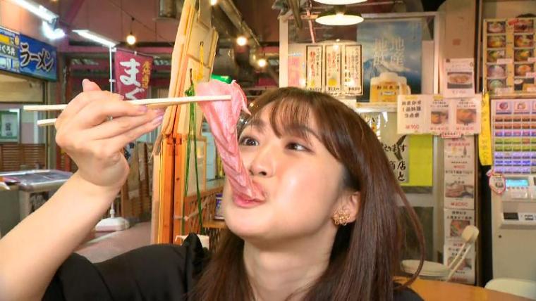 静岡県焼津市・焼津さかなセンター】丼からベロン! 豪快海鮮丼とびっくり「燃えるプリン」おすすめ写真映えグルメ