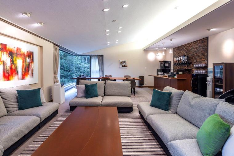 ラグジュアリーホテル 風の薫 MORI premier