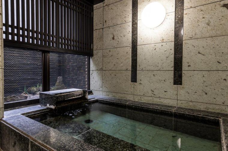 ラグジュアリーホテル 風の薫 MORI premier