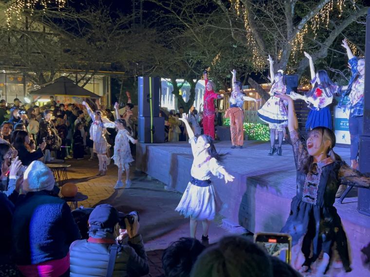 「御殿場高原 時之栖」ひかりのすみか・ダンスショー