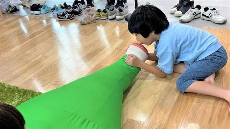 “一升瓶”でこんなにはしゃげる！老舗酒蔵×子どもの遊び場がすごかった！唯一無二の新スポット【渕上パパが行く、公園ブラボー＃20】