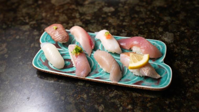 漁港で下処理まで！とことん鮮度にこだわる富山のウマいご当地回転寿司【氷見回転寿司 粋鮨】