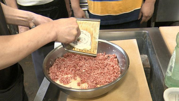 「本当は教えたくない！」氷見市民が通う“日本一おいしいハンバーグ”【レストハウスツーロン】