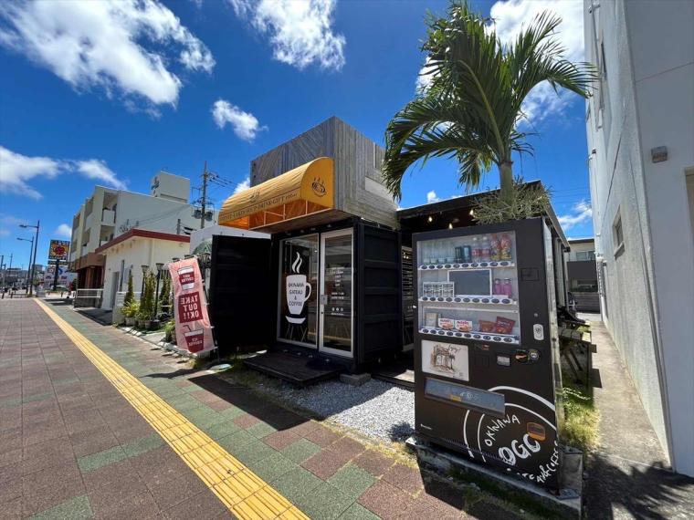 【沖縄】24 時間いつでも買える映えグルメ！SNS でも話題！沖縄の自販機スイーツ特集