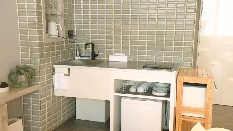 【静岡市葵区・ビル泊】街のど真ん中に泊まる ビルの空き部屋が華麗な転身