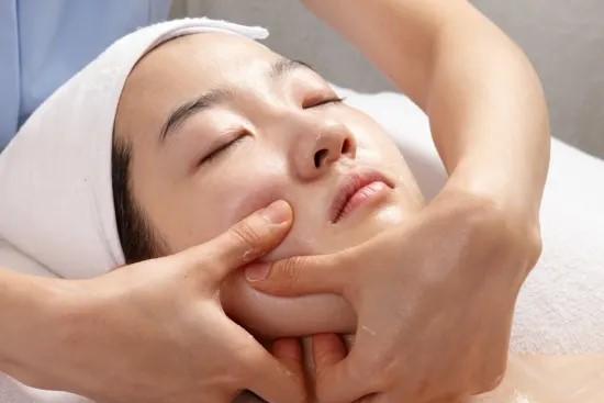 韓国 ソウル「李惠卿（イ・ヘギョン）」