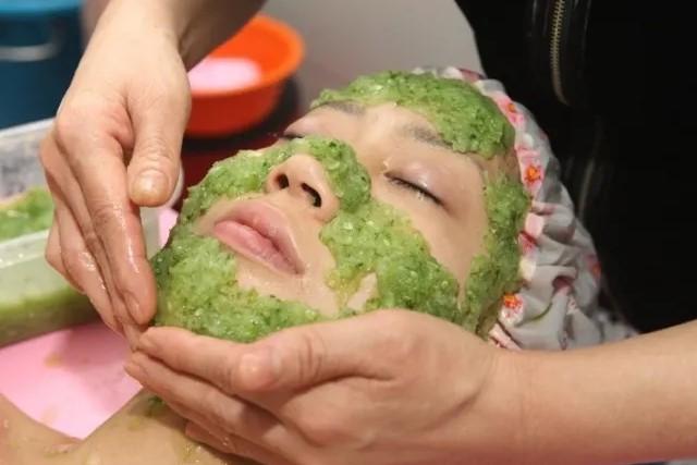 韓国 ソウル 「ZIU 汗蒸幕」