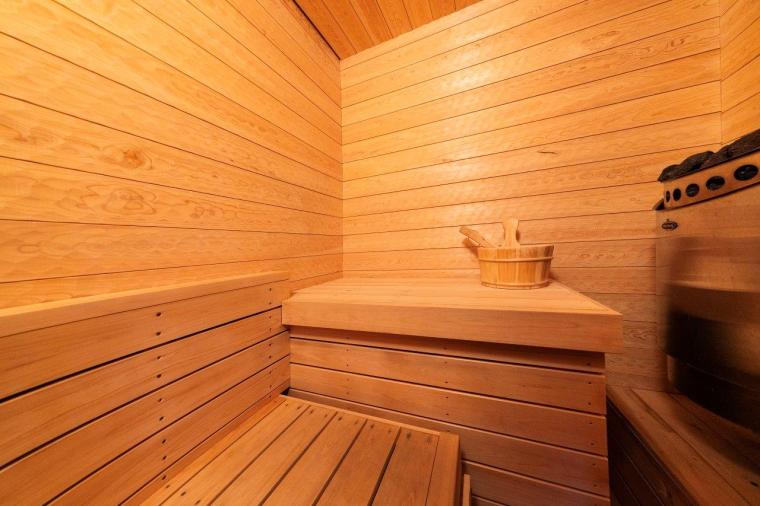 源翠瓏（げんすいろう）