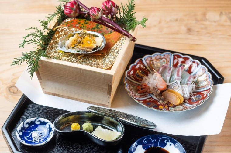 源翠瓏（げんすいろう）