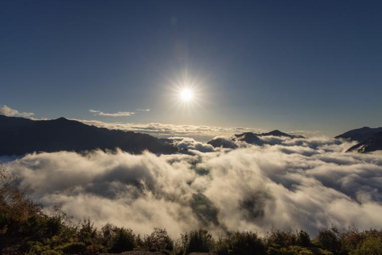 ツエノ峰の雲海
