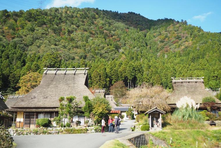 どこか懐かしい里山風景が広がる美山