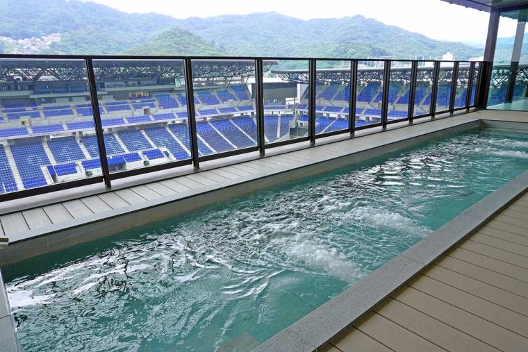 スタジアムシティホテル長崎のプール