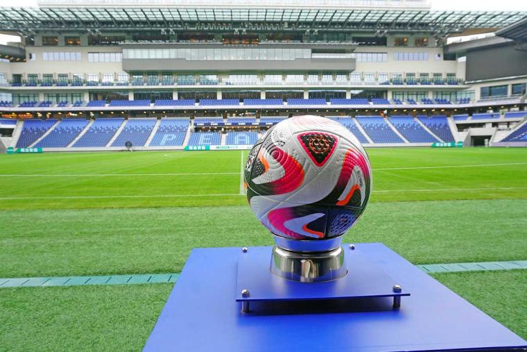 ピーススタジアム