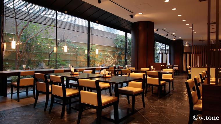 「ロワジールホテル クラシックガーデン 京都三条」レストラン
