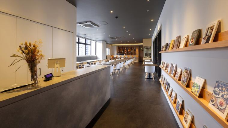 「Restaurant Neohas」店内