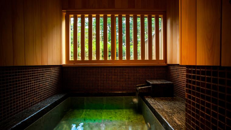 「Hotel宇多野京都別墅」客室内温泉風呂