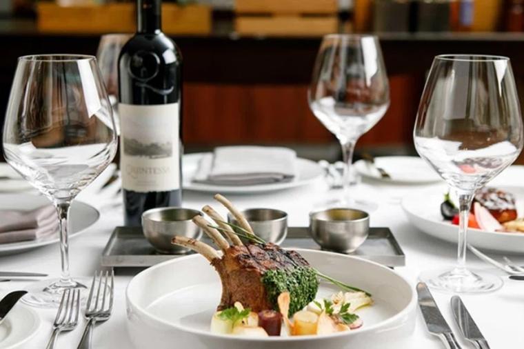 グアム　ルーツヒルズ・グリルハウス