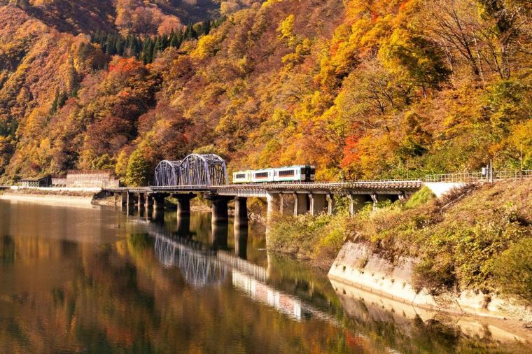 絶景ローカル線全国第1位のJR只見線