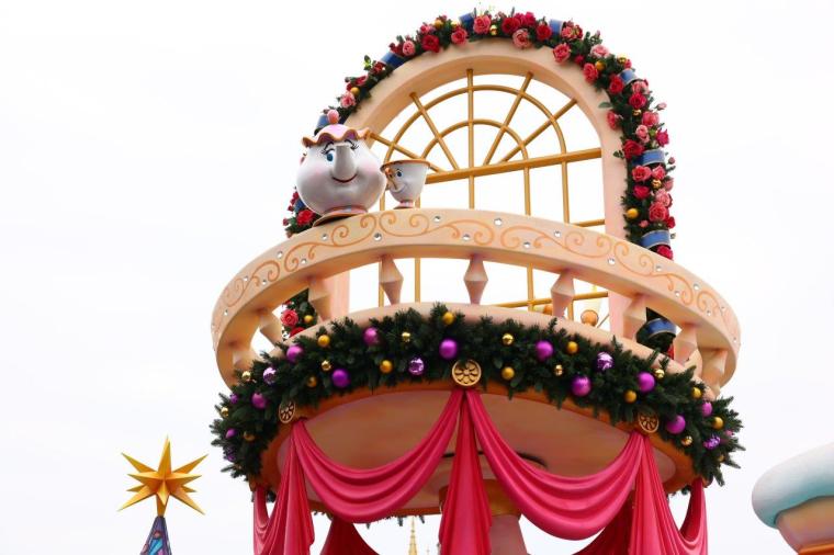 2024年 東京ディズニーランド クリスマス パレード