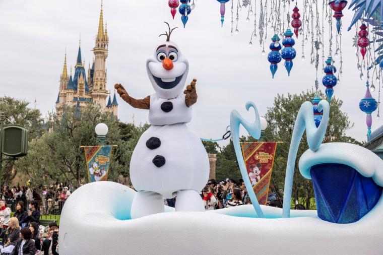 2024年 東京ディズニーランド クリスマス パレード