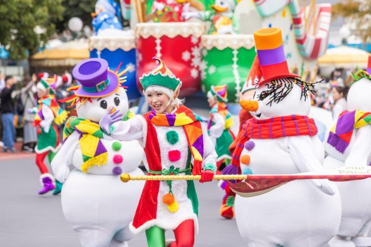 2024年 東京ディズニーランド クリスマス パレード