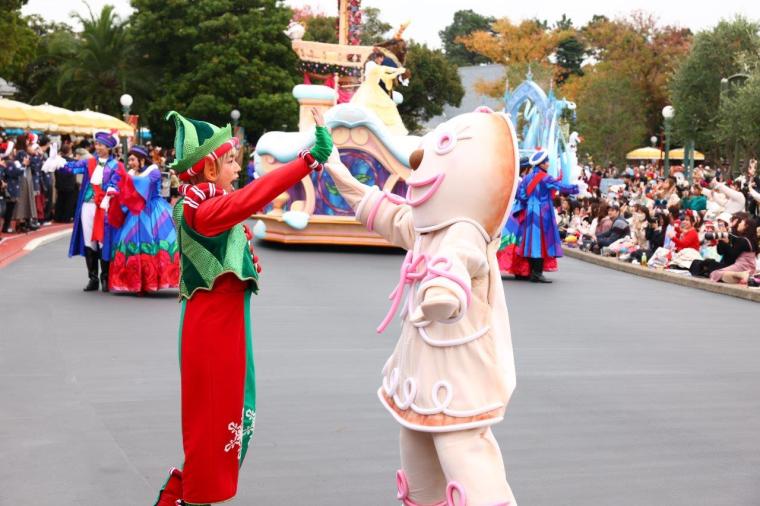 2024年 東京ディズニーランド クリスマス パレード
