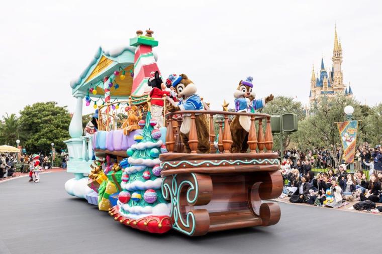 2024年 東京ディズニーランド クリスマス パレード