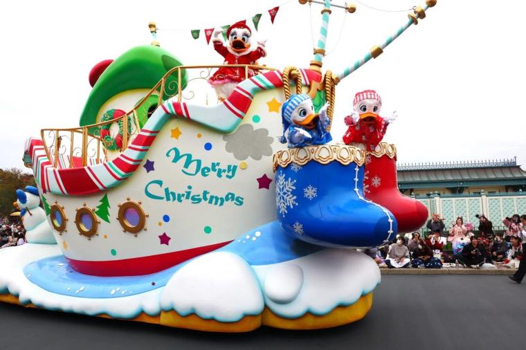 2024年 東京ディズニーランド クリスマス パレード