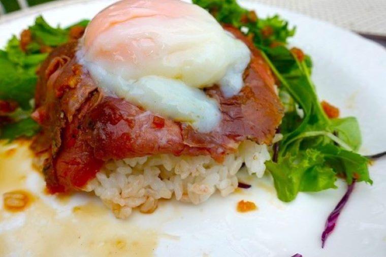 紅葉を楽しみながら、ガーデンカフェで優雅なひとときを…十勝・帯広市の「真鍋庭園」の魅力