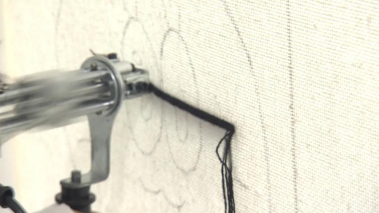 富山・高岡古城公園近く！オリジナルラグが作れるタフティング体験【NIJIWOTUKURU】