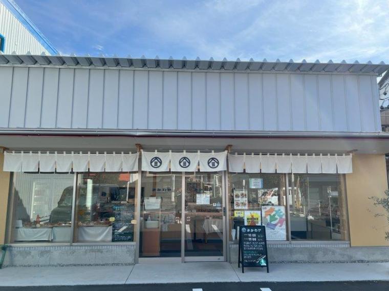 【掛川・掛川アンデルセン】1日1000個売れるメロンパンの店　総菜も売ってるって知ってた?