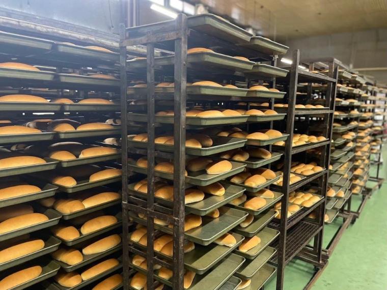 【掛川・掛川アンデルセン】1日1000個売れるメロンパンの店　総菜も売ってるって知ってた?