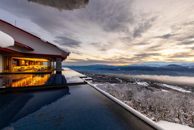 赤倉観光ホテル