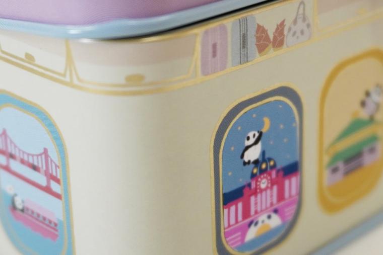 青山デカーボ パンダ飛行機缶