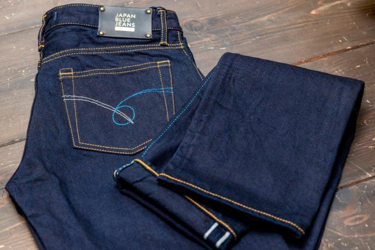 JAPAN BLUE JEANS