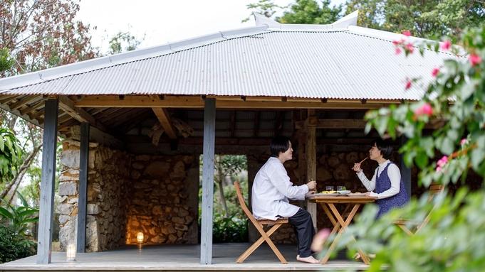 鹿児島県天城町「伝泊」サンゴ石小屋のある宿
